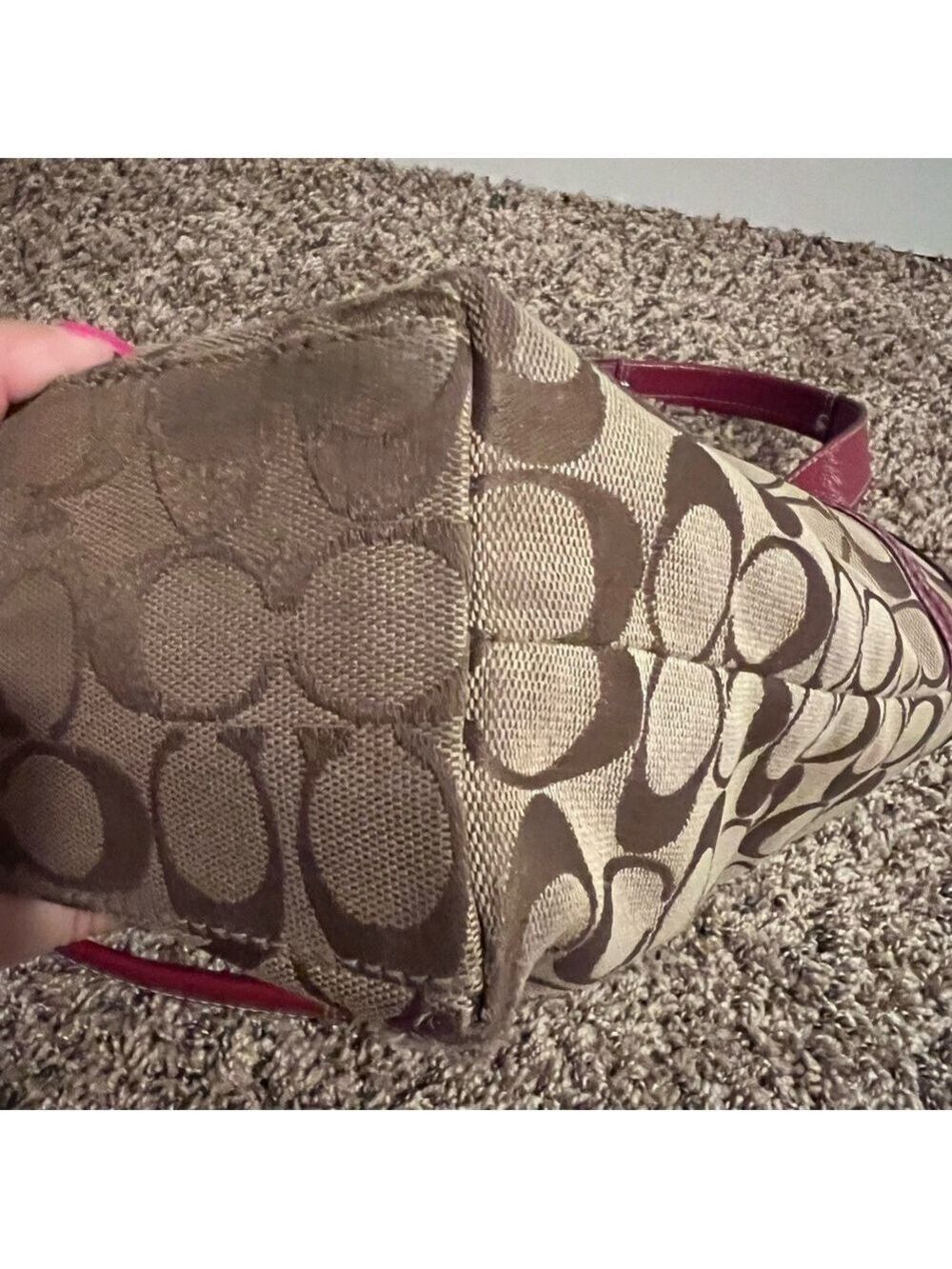 COACH PENELOPE SIGNATURE CANVAS TOTE - Picture 8 of 16